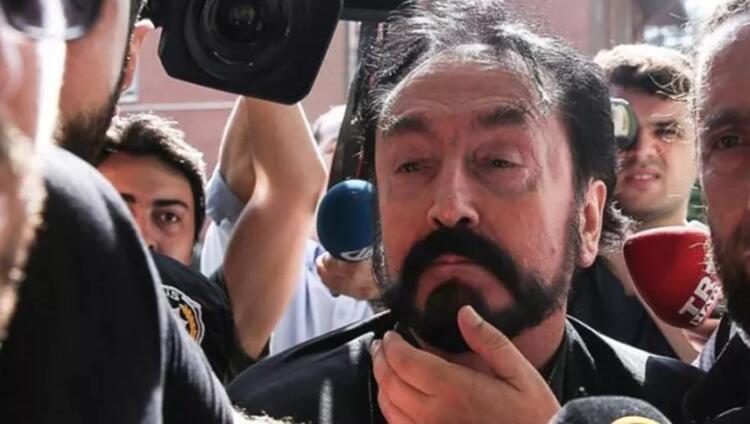 Adnan Oktar'ın cezaevindeki son görüntüsüne Ezgi Mola'dan olay yorum!