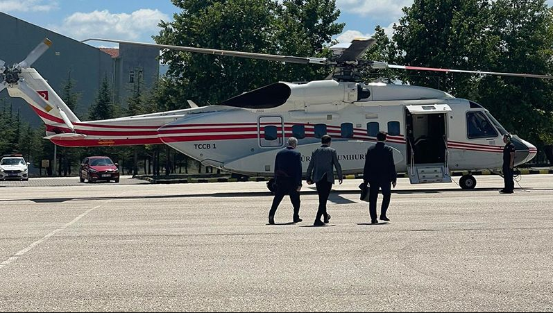 Binali Yıldırım'a Cumhurbaşkanlığı Helikopteri Tepkisi