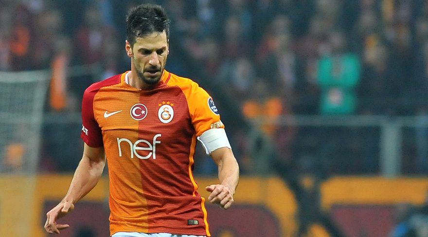 Galatasaraylı Hakan Balta'dan sezon sonunda jübile kararı