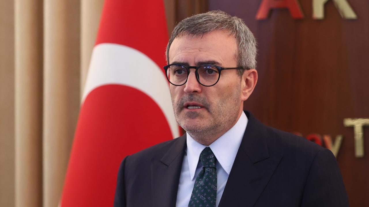 Mahir Ünal'a bir tepki de AK Parti'den...