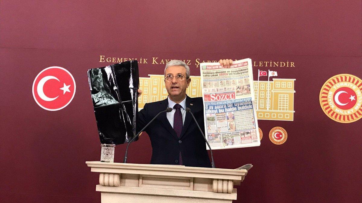 Meclis’te karanlık gazeteli protesto: Hitler yaşasa kesinlikle sizi kıskanırdı