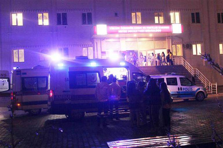 Nefise Sultan Kız Yurdu'nda Panik! 8 Öğrenci Sinir Krizi Geçirdi