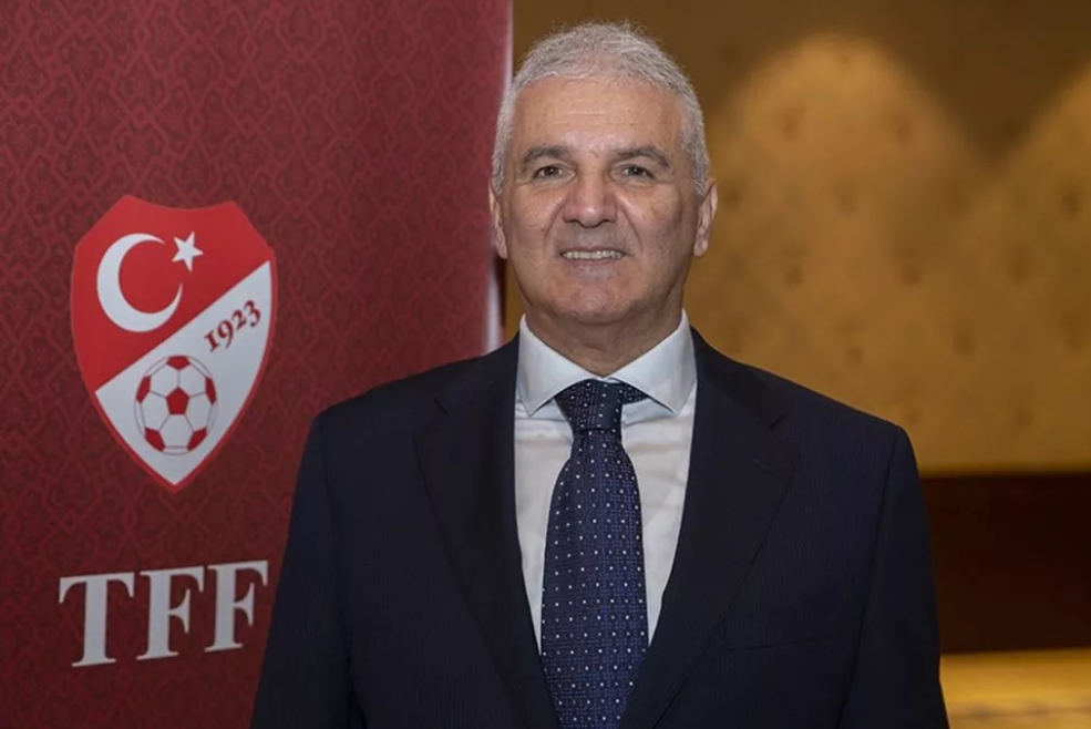 Türkiye Futbol Federasyonu Merkez Hakem Kurulu Başkanı Sabri Çelik istifa etti!