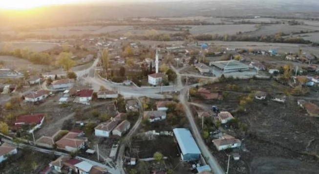 Türkiye'nin dört bir yanından bu köye akın ediyorlar! Boş ev kalmadı