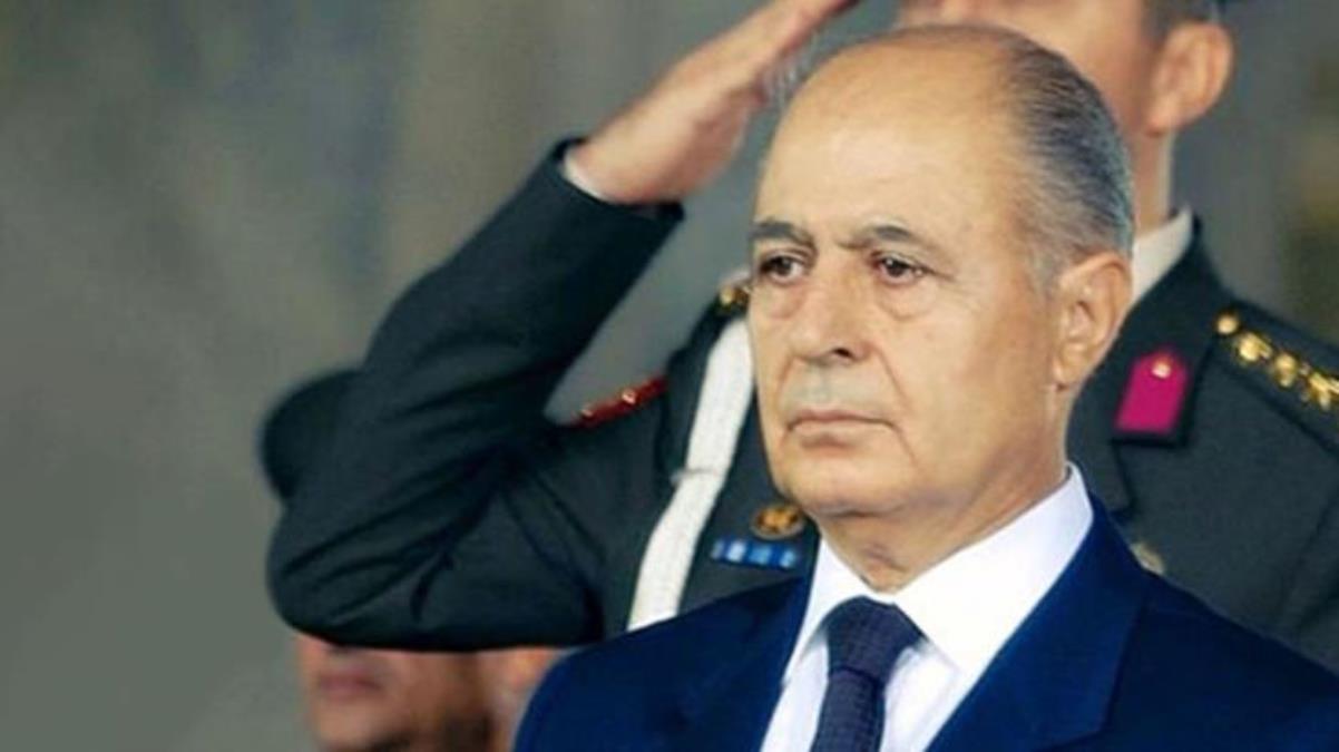 Uzun süredir ortalarda yoktu! Ahmet Necdet Sezer, ettiği telefonla gündeme geldi